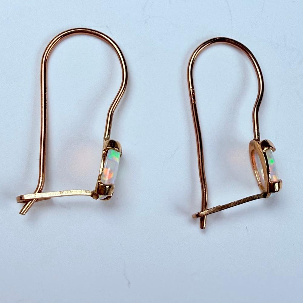 10K Solid Yellow Gold Opal Solitaire Landstrom's Black Hills Vintage Earrings - Picture 5 of 8
